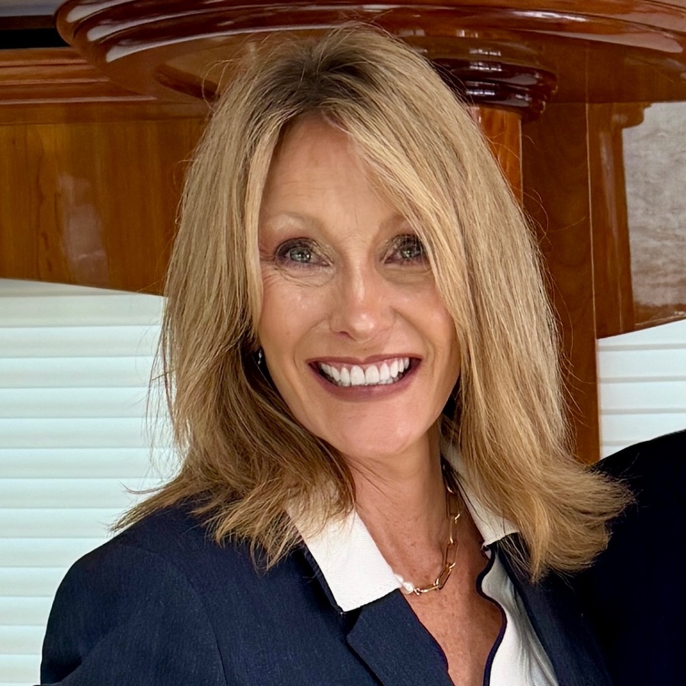 Meet your Posher, Lori